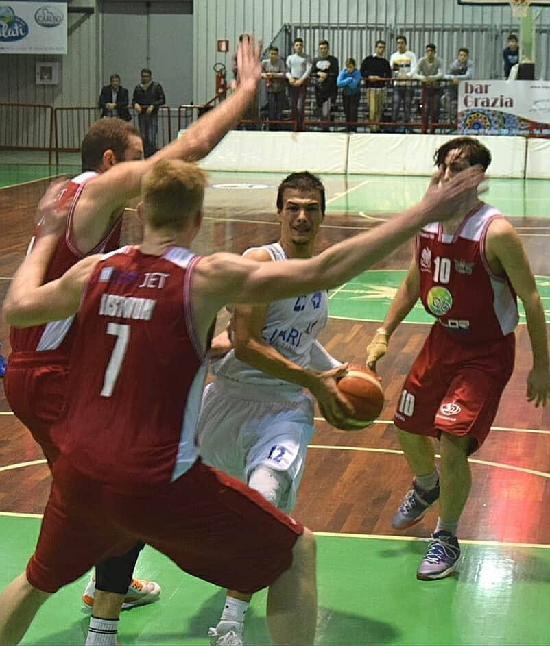 Pallacanestro/Serie C - Pessimo avvio e infortuni per Libertas Alcamo: rimonta con Gravina si ferma a -4