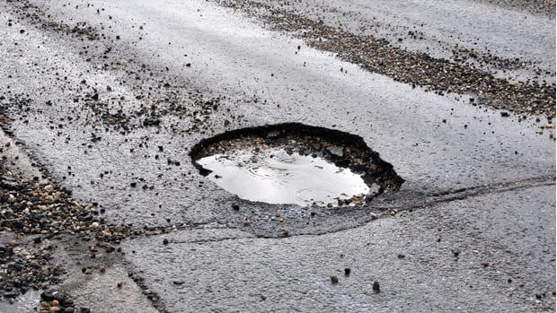 Alcamo. Buche killer in diverse strade principali della città