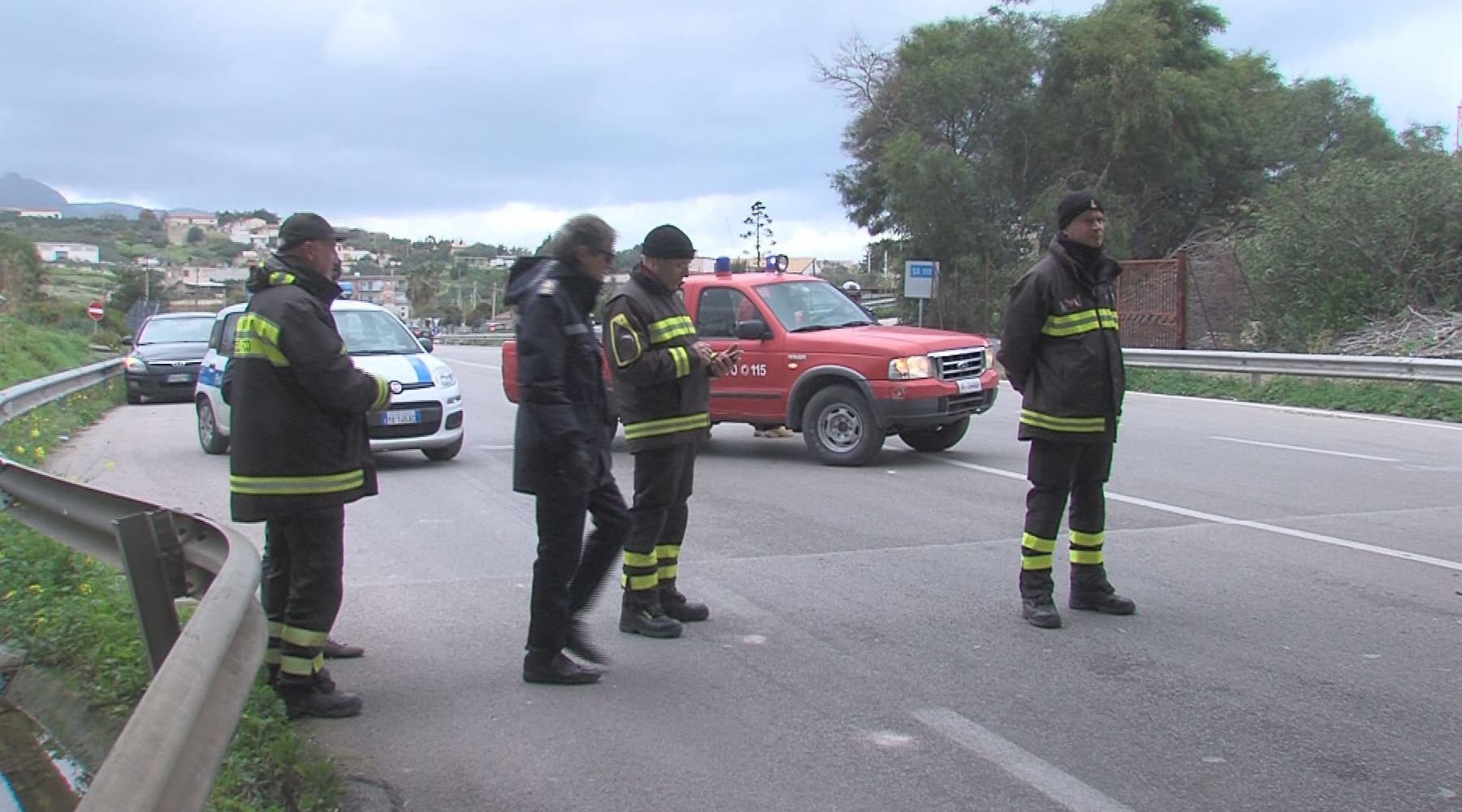 Alcamo-Paura sulla statale 113, crollano calcinacci dal viadotto