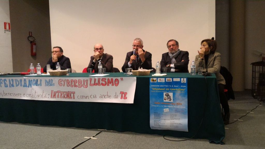 Alcamo-Cyberbullismo, rischi e contromisure: esperti a confronto