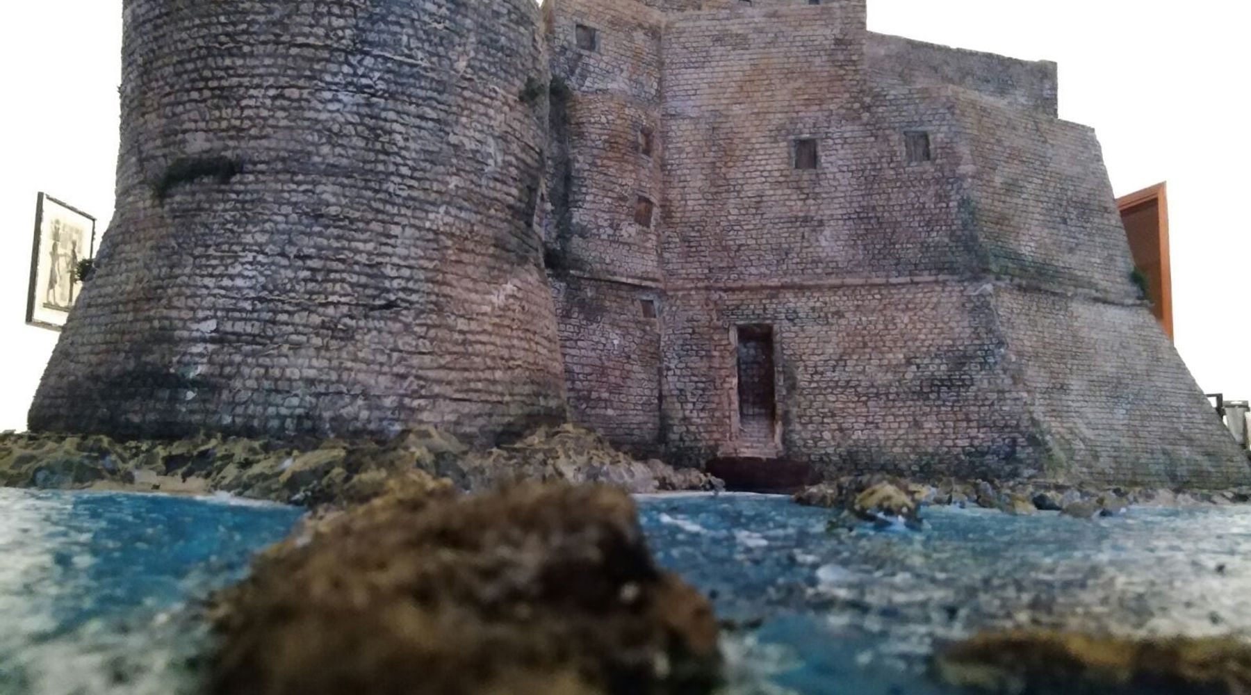 Castellammare del Golfo-Castello in miniatura e chiesa del Purgatorio da salvare