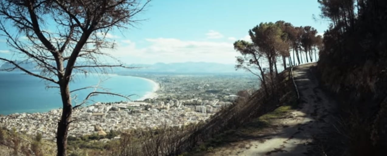 Castellammare del Golfo-Uscito videoclip di Samuel & Mannarino, la città in pochi secondi (VIDEO)