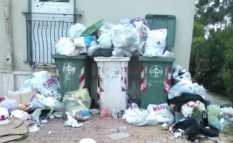 Alcamo, taglio turno raccolta indifferenziata: periferie in sofferenza
