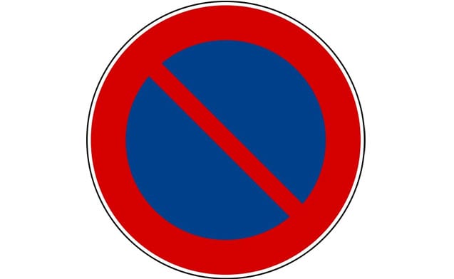 Alcamo-Via tenente Manno, contestato divieto di sosta h 24