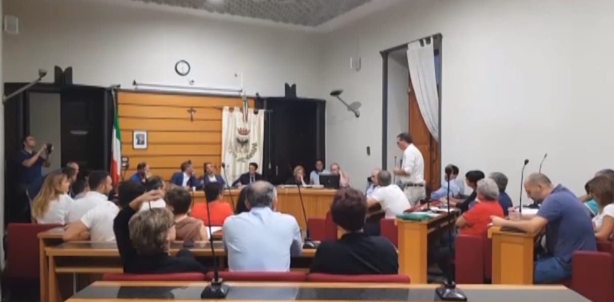 Alcamo, caso contenziosi Comune-precari: stabilizzazioni anche per disinnescare le cause