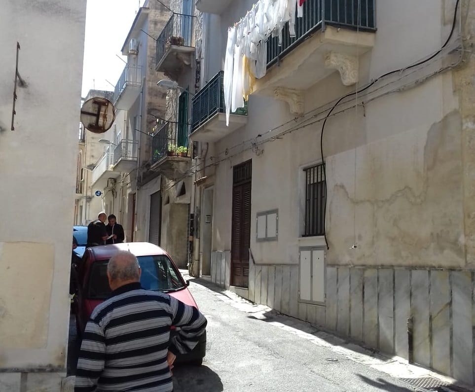 Alcamo, trovato morto in casa dopo 5 giorni: corpo in decomposizione