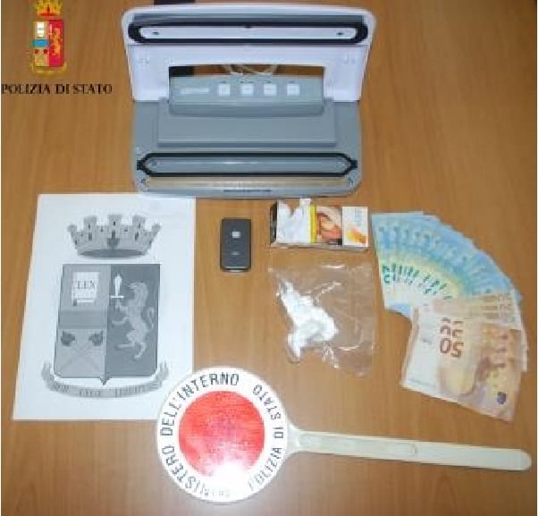 Alcamo, arrestato altro corriere della droga: spacciava cocaina