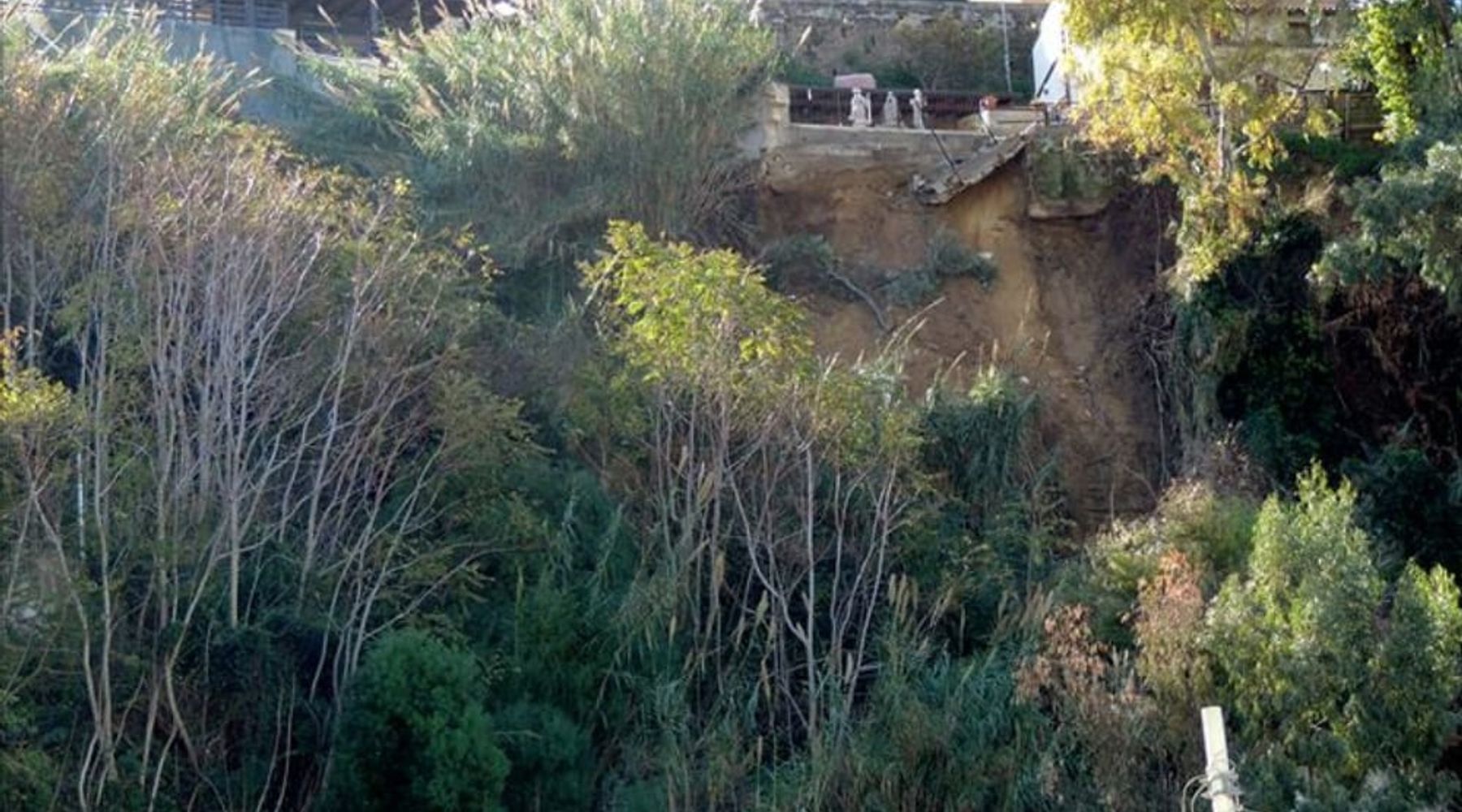 Alcamo Marina. Si allarga la frana sulla Collina del disonore