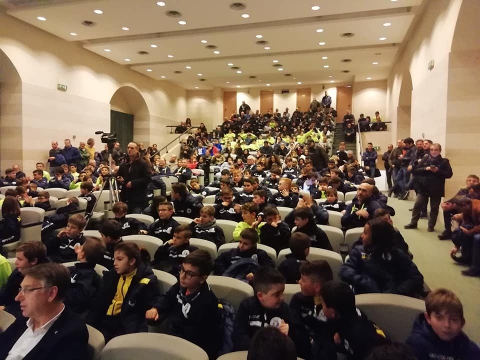 Calcio giovanile. Costa Gaia Un parterre d’eccezione alla cerimonia al Marco