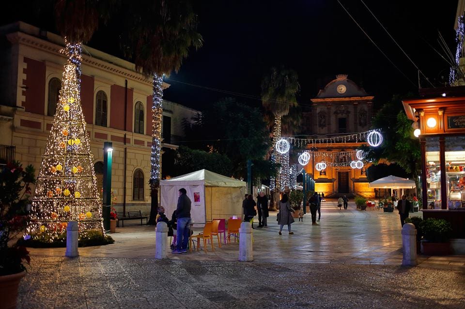 Alcamo. Musica, artisti di strada veglioni per fine 2018