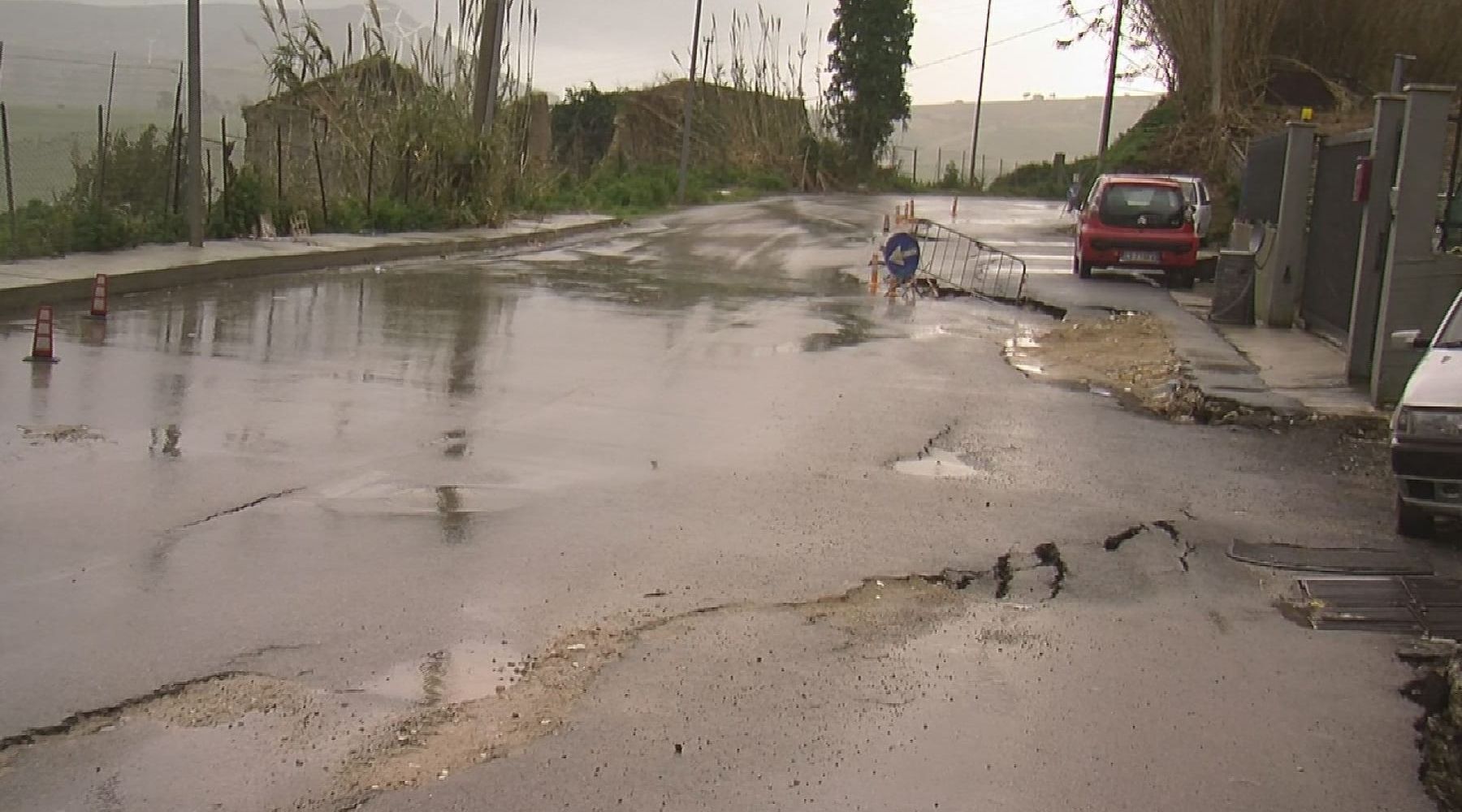 Alcamo-Smottamenti, pericolosa strada per Camporeale