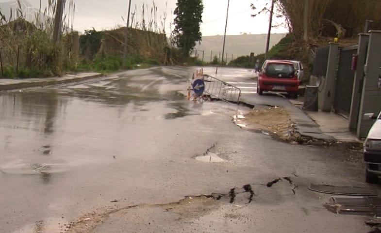 Alcamo, strada per Camporeale franata: istituito senso unico alternato