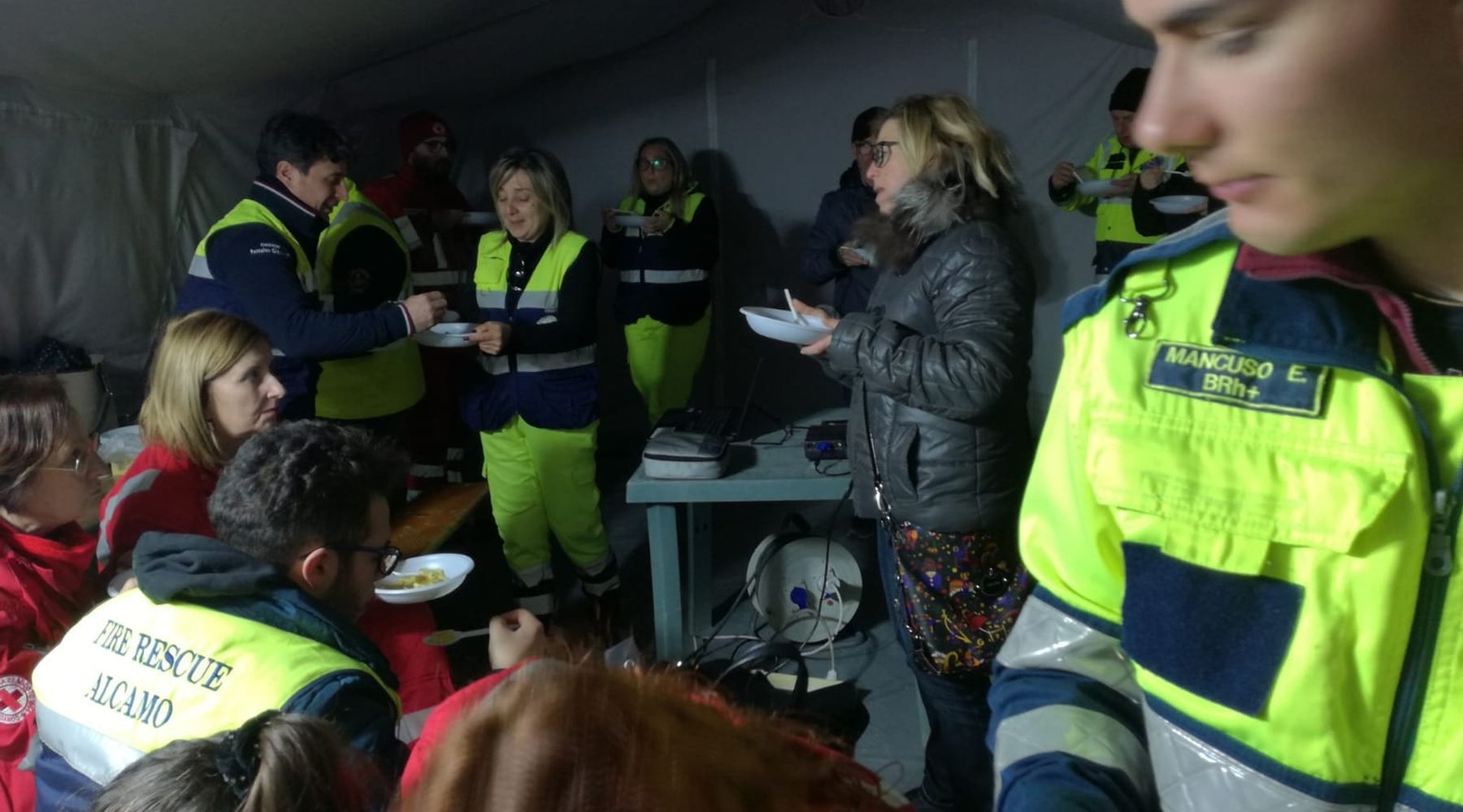 Alcamo, via per Camporeale: domani si apre? Polemiche dei volontari
