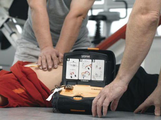 Alcamo Rotary, corso per l’uso del defibrillatore