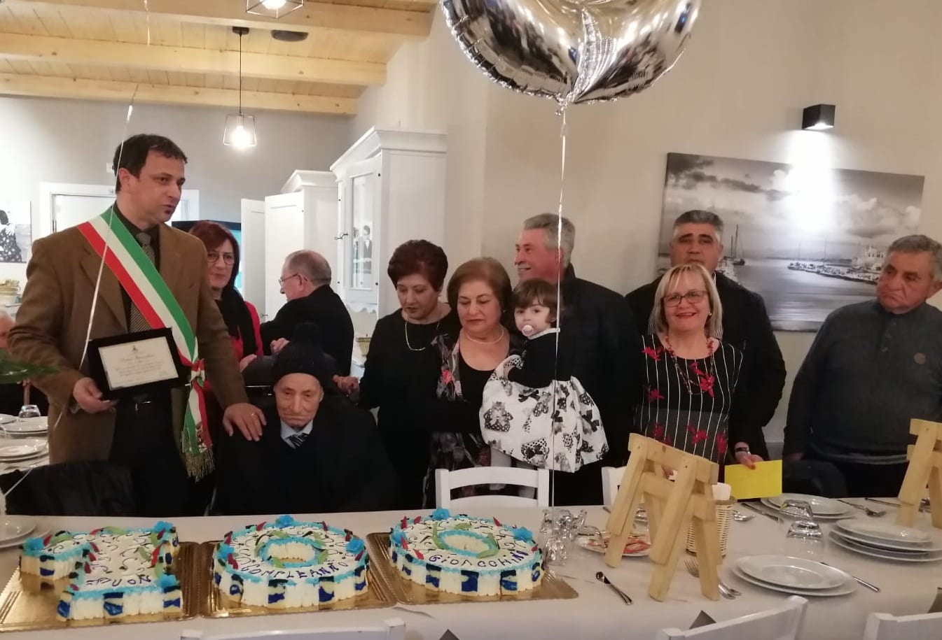 Castellammare del Golfo, altro centenario in città: Comune consegna targa ricordo