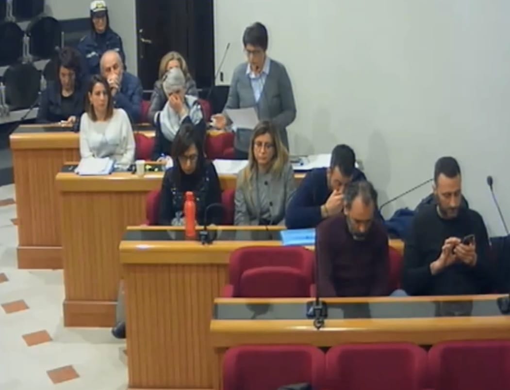 Alcamo, detassazione Tari per autosaloni e imprese: il consiglio modifica contestato regolamento (VIDEO)