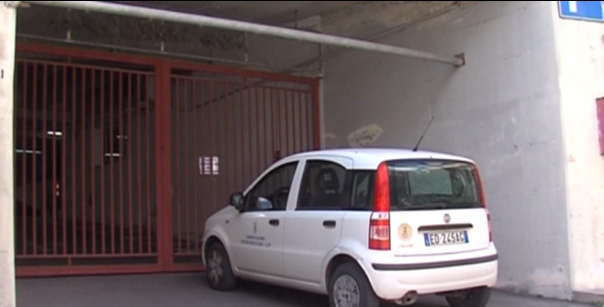 Alcamo, parcheggio sotterraneo: si cambia di nuovo il senso di marcia