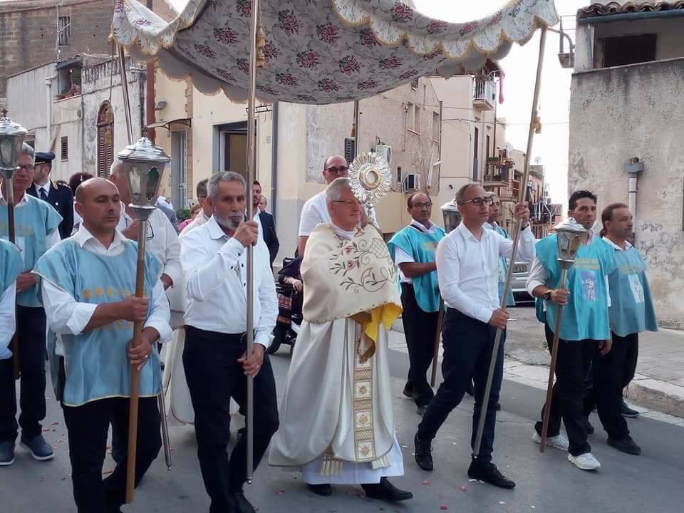 Diocesi. Corpus Domini, processioni eucaristiche in tutti i Comuni