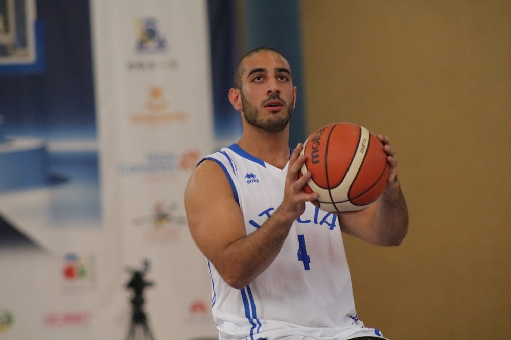 Sport, campione paraolimpico si prepara a giocare con l’Italia agli Europei di “Basket in carrozzina”.