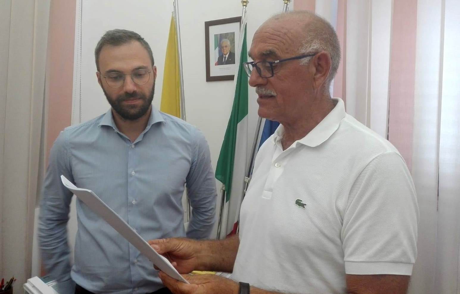 Alcamo, aggressione all'assessore Campo. 30 giorni di prognosi e sindaco indignato. Indagini dei carabinieri