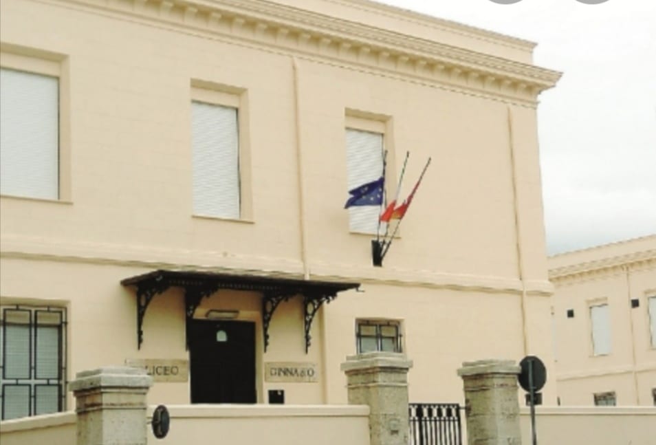 Alcamo, sforzi premiati. Domani lezioni mattutine al liceo classico