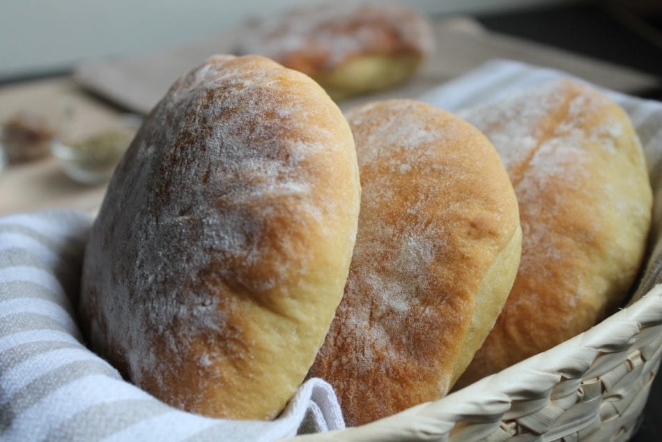 Alcamo, panifici aperti. "Muffulette" per la Festa di San Martino