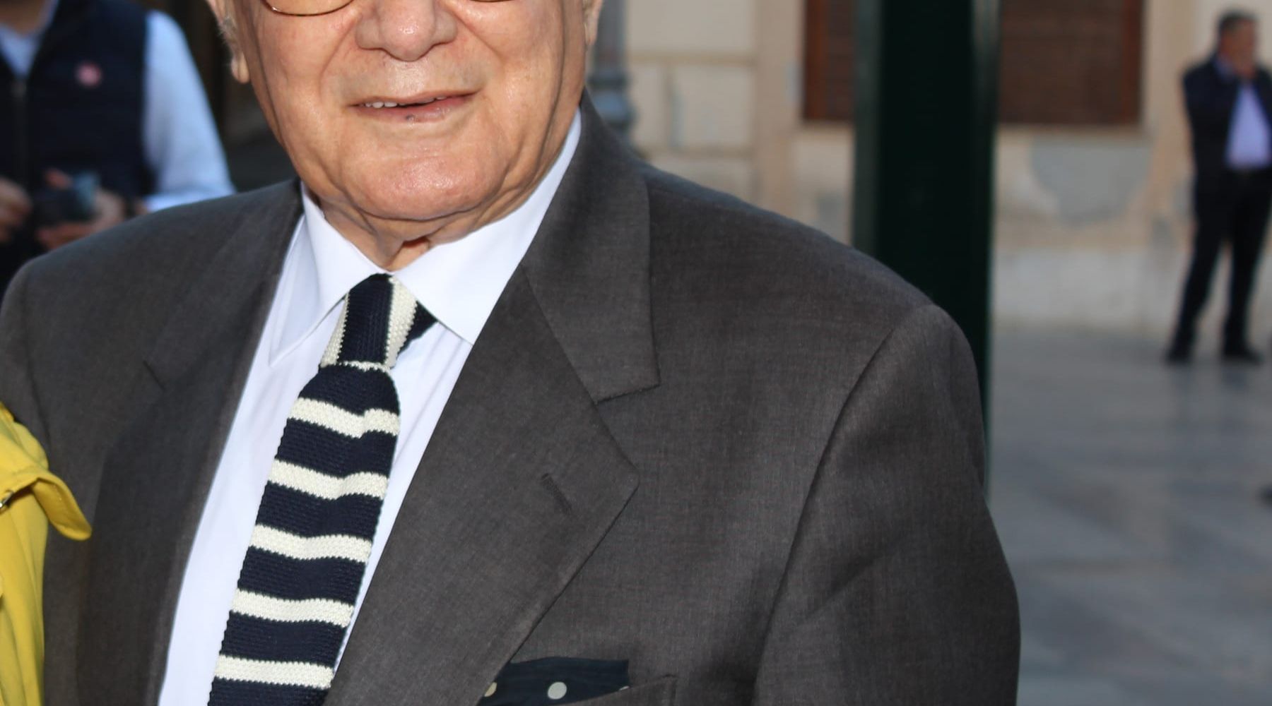 Alcamo, riconoscimento all’avvocato Ciccio Lauria