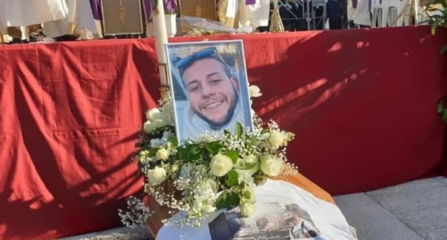 Cinisi, funerali Paolo: "Basta violenza e niente vendetta"