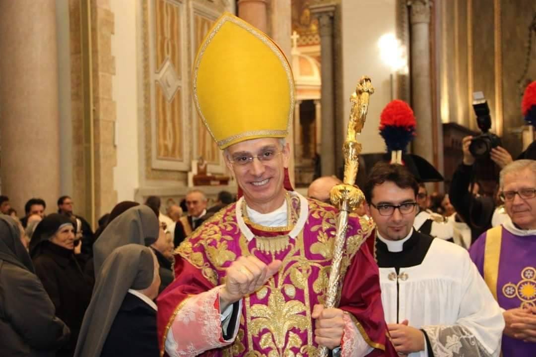 Vescovo di Acireale e altri prestigiosi incarichi. Mons. Raspanti invia un pensiero alla "sua" Alcamo