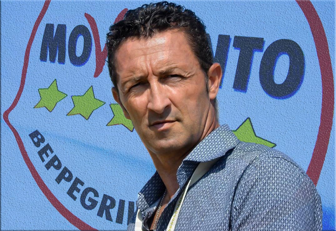 Tancredi espulso dal M5S. Fa parte, con la Palmeri, dell'ala "dialogatrice"