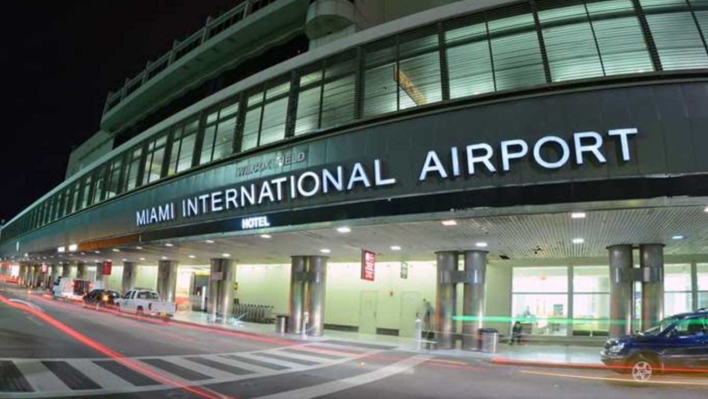 Padre disperato, bloccate a Miami le figlie riottenute