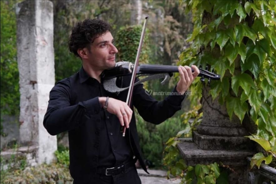 Tributo a De André, in scena a Castellammare anche il fenomenale "Virtuoso" Artale
