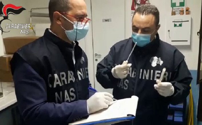 Emoolab, sequestro di documenti e computer. Abate: “AG non parla di tamponi falsificati’