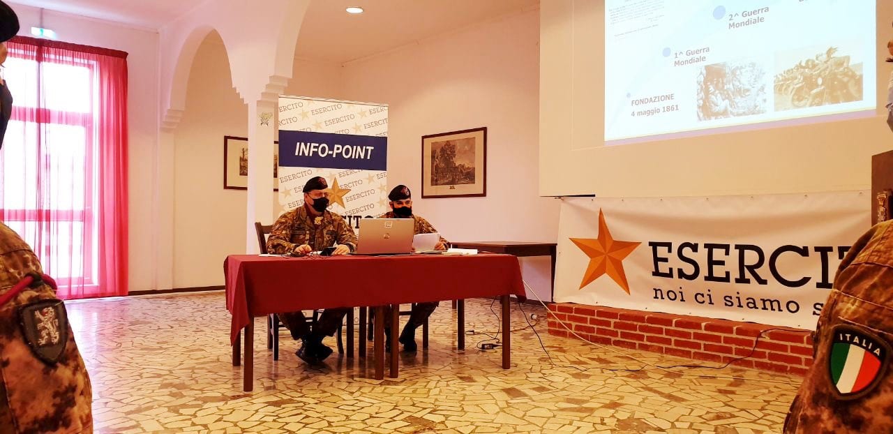 I Bersaglieri incontrano anche due scuole alcamesi