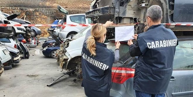 Carabinieri forestali scoprono discarica abusiva a Mazara del Vallo