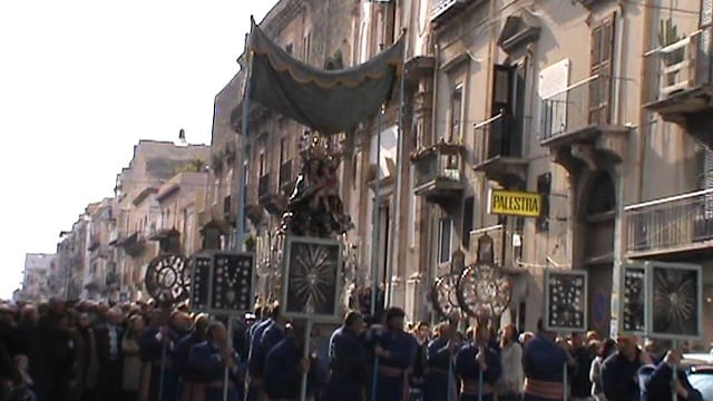 Emergenza covid. Niente statua della Madonna a San Paolo