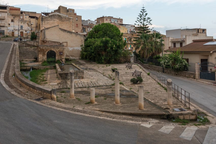 Alcamo: alla faccia del covid-19. Movida selvaggia e incidenti stradali