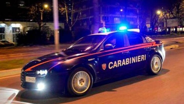 Ladri negli uffici di Cinisi, rubati due computer, quattro monitor, tre estintori e altro