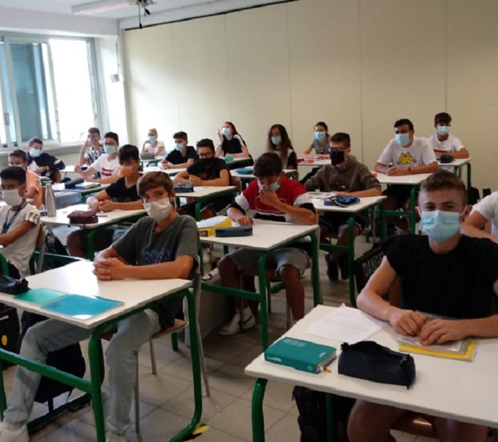 Scuole siciliane sicure, tanti tamponi e pochi positivi. Percentuale più alta nel trapanese, più bassa a Palermo