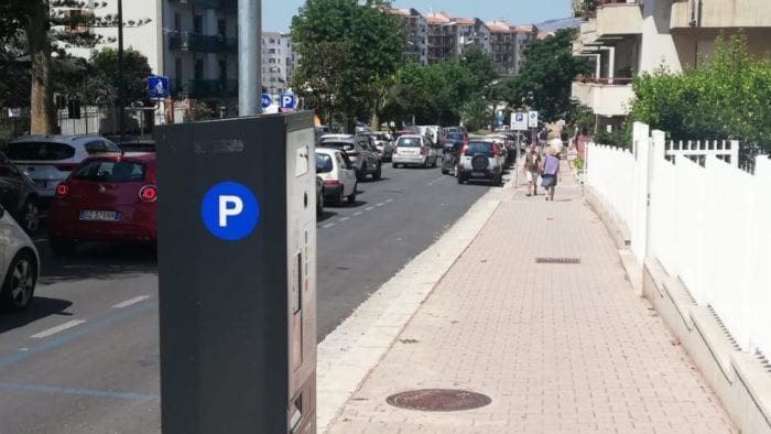 Parcheggi ad Alcamo, associazioni dei commercianti sconfessano assessore. “Mai contattate”