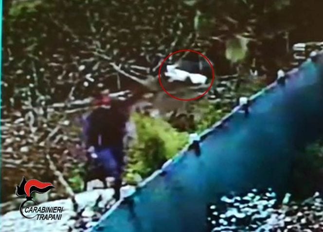 Minacce con coniglio morto davanti la porta di casa. Denunciato uomo dai carabinieri di Santa Ninfa