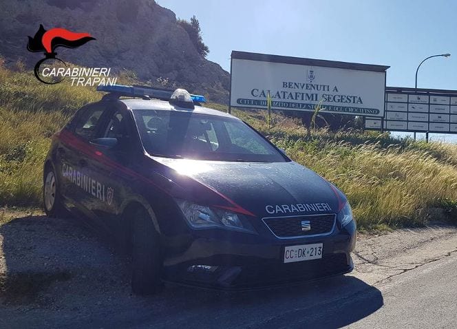 I carabinieri di Alcamo interrompono festa privata a Calatafimi. Sanzionati sei giovani