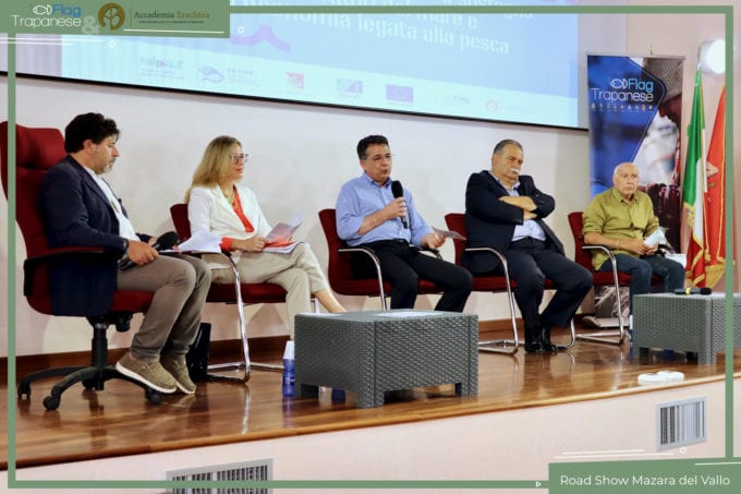 Prima tappa del Road Show del Flag. Trenta pescatori aderiscono agli incontri