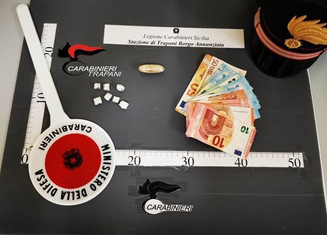 Scoperto con varie dosi di eroina, arrestato 40enne trapanese