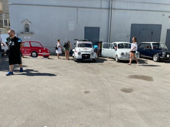 Raduno ad Alcamo. Fiat 500, una passione intramontabile