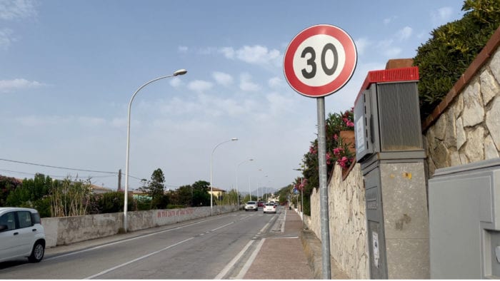 Statale 187, limite velocità 30km/h non sempre rispettato