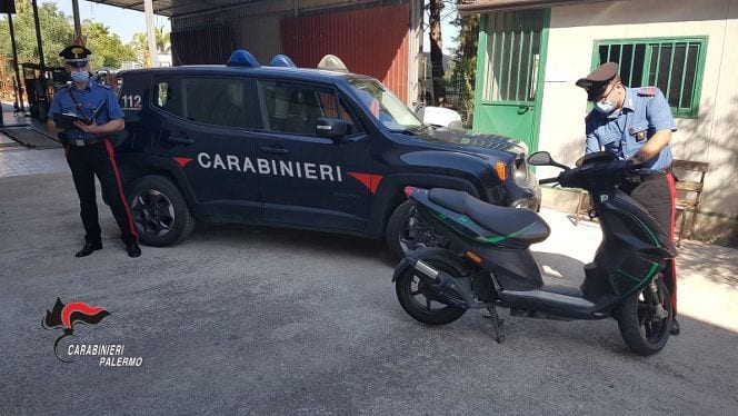 Rapina ai danni di due coetanei. Arrestati due minorenni di Partinico