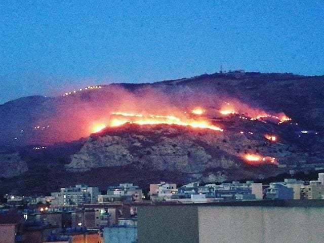Erice, paura e devastazione nell’area di San Matteo