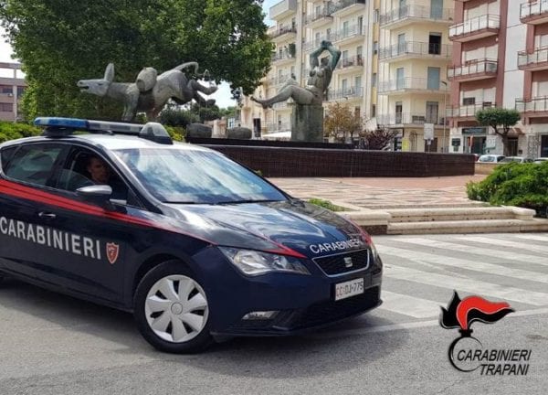 Ai domiciliari minaccia e aggredisce la madre. Condotto in carcere marsalese