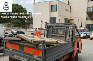 ‘Sbarazzi’ di ogni genere ma illegali. Denunciato quarantaduenne alcamese